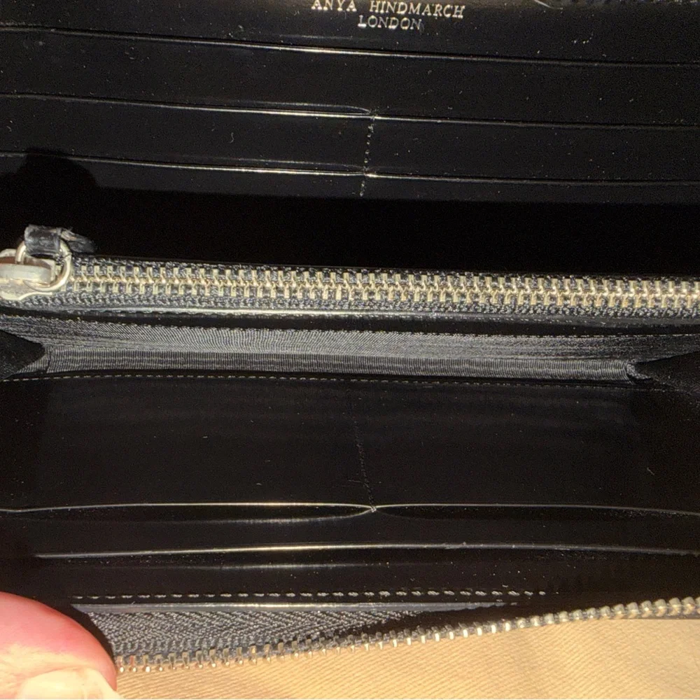 Anya Hindmarch London Black Leather Zip Around Wallet 7.5” Continental Designer
